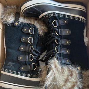 SOREL boots 7 SOLD ‼️